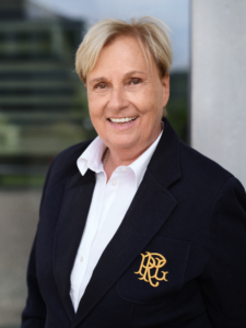 Prof Dorothee Gaenshirt