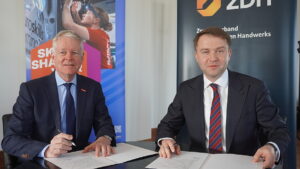 ZDH und EuroSkills 2027 GmbH besiegeln Zusammenarbeit